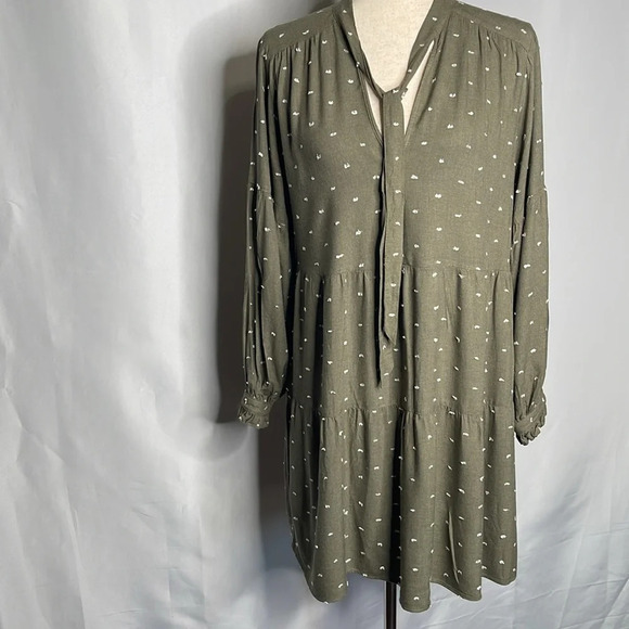 Zara Tunic Green V-Neck Tie Long Sleeve Women's Dress Size Medium - Picture 10 of 11